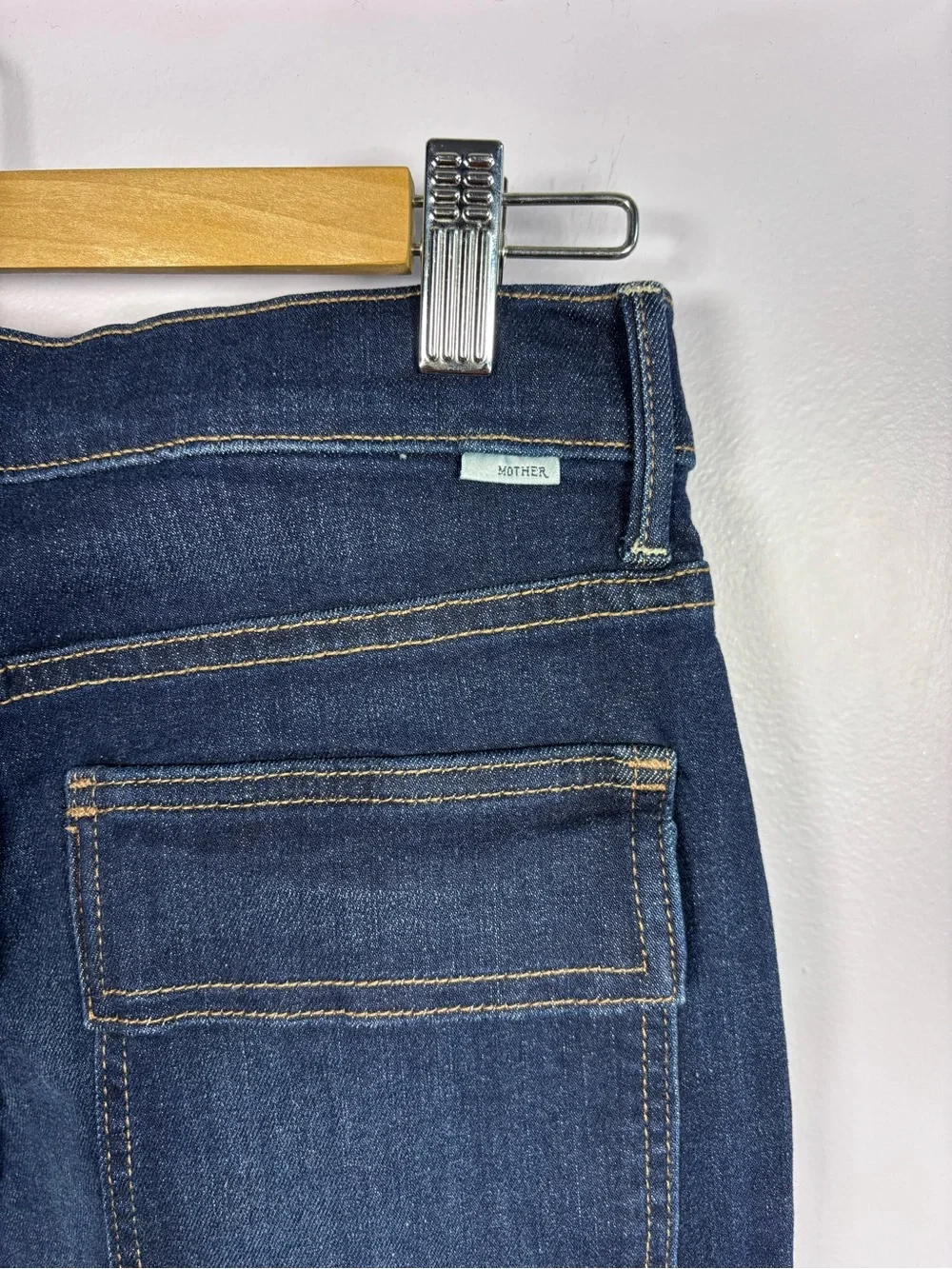 MOTHER Dark Indigo Wide-Leg Stretch Cargo Jeans Size 28 - Picture 7 of 10
